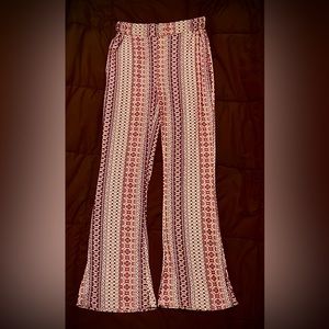 Red/White Paisley Wide Leggings (M-L)